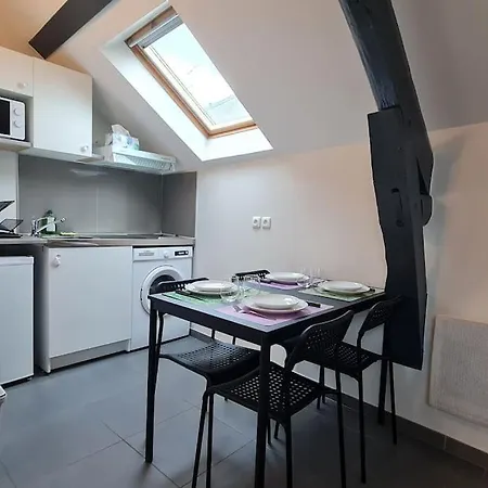 Apartment Ilot Secret